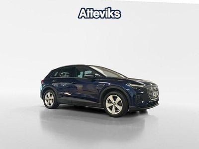 Begagnad Audi Q4 e-tron 150 kW (204 HK) 2022 Navarrablå metallic SUV