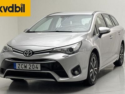 Begagnad Toyota Avensis 2017 Silver Kombi
