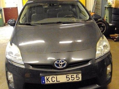 Begagnad Toyota Prius 136 HK (100 kW) 2009 Grå Halvkombi