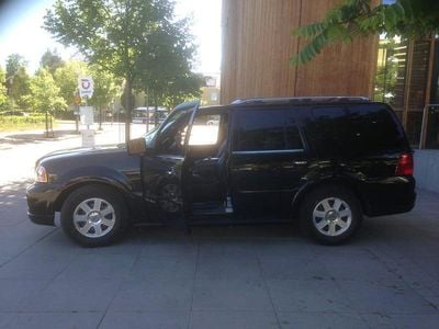 Solid Begagnad 2006 Lincoln Navigator SUV | 100 000 kr