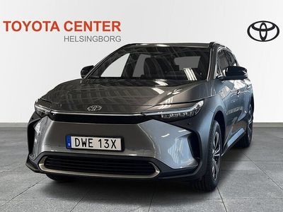 Silver Begagnad 2023 Toyota bZ4X Executive SUV | 469 900 kr (Dyr)