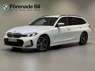 Vit (mineralvit metallic) Begagnad 2024 BMW 320 M Sport Kombi | 479 000 kr (Lite dyr)