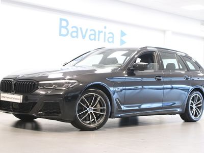 begagnad BMW 530 e xDrive Touring M-Sport HiFi Drag Nypris 775.800:-