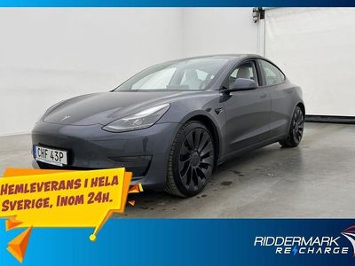 Grå Begagnad 2021 Tesla Model 3 Performance Sedan | 354 800 kr (Marknadspris)
