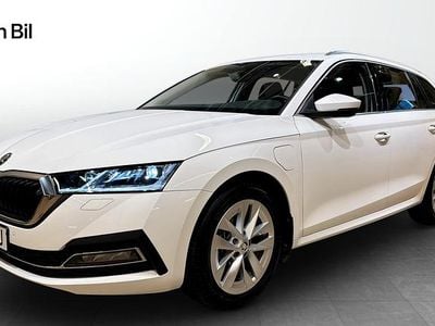 Begagnad Skoda Octavia Style 150 HK (110 kW) 2024 Vit Kombi