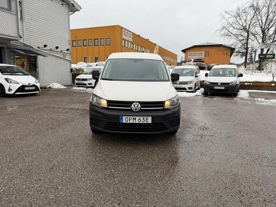 Vit Begagnad 2019 VW Caddy Minibuss | 84 900 kr (Marknadspris)