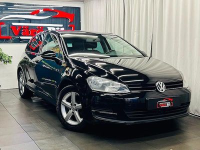 Svart Begagnad 2013 VW Golf VII Halvkombi | 89 900 kr (Marknadspris)