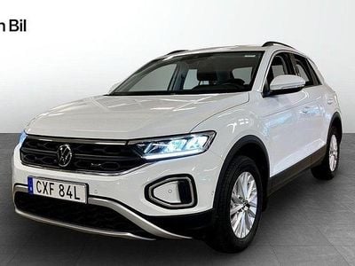 Vit (pure white) Begagnad 2022 VW T-Roc Life SUV | 229 500 kr (Marknadspris)