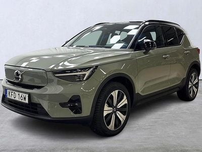 Grön Begagnad 2022 Volvo XC40 Plus SUV | 359 900 kr