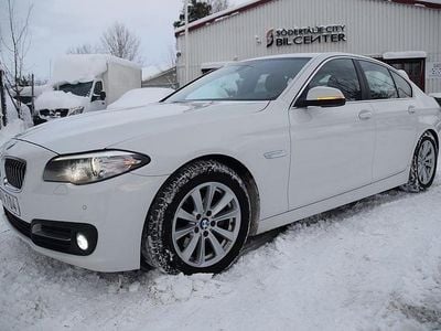 Vit Begagnad 2015 BMW 520 Sedan | 199 900 kr (Lite dyr)