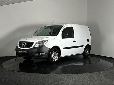 Vit Begagnad 2015 Mercedes Citan 108 Van | 79 900 kr