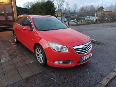 Röd Begagnad 2011 Opel Insignia Edition Kombi | 49 900 kr