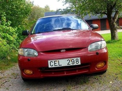 Begagnad 1999 Hyundai Accent Halvkombi | 12 000 kr