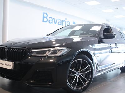 begagnad BMW 530 e xDrive Touring M-Sport HiFi-ljud Dragkrok