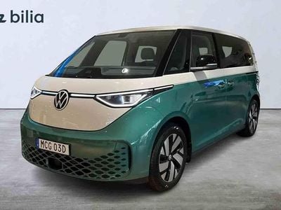 Flerfärgad Begagnad 2023 VW ID. Buzz Minibuss | 499 900 kr