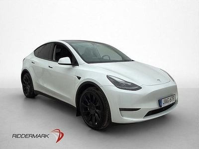 Begagnad Tesla Model Y Long Range AWD 378 kW (514 HK) 2023 Vit SUV