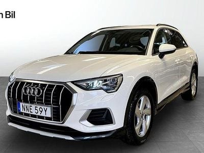 Vit Begagnad 2022 Audi Q3 Proline SUV | 299 000 kr (Marknadspris)