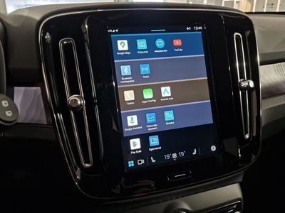 Volvo EX40