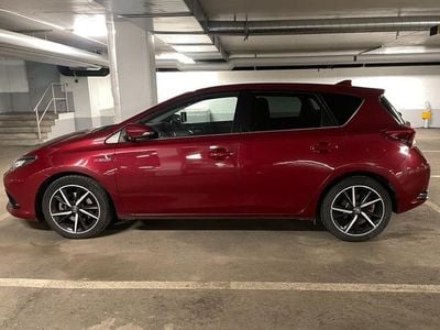 Toyota Auris Hybrid