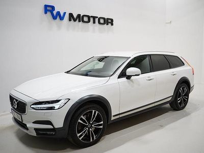 Vit Begagnad 2017 Volvo V90 CC Inscription Kombi | 304 900 kr (Marknadspris)