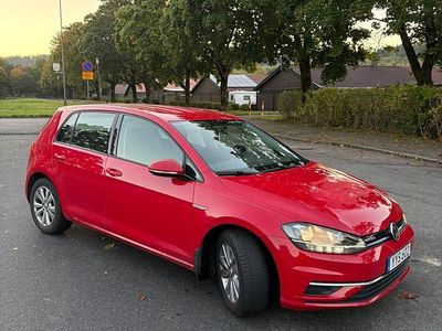 Begagnad 2018 VW Golf VII Halvkombi | 159 500 kr (Marknadspris)