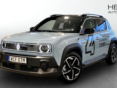 Blå Ny 2025 Renault R4 SUV | 414 900 kr