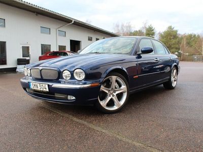 Jaguar XJR