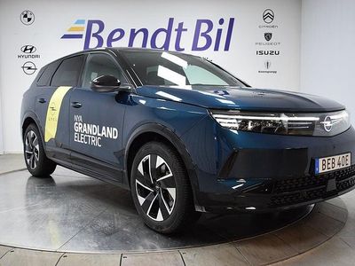 Begagnad Opel Grandland Electric Ultimate 157 kW (214 HK) 2024 Grön SUV