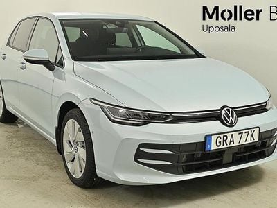 Begagnad VW Golf VIII Edition 150 HK (110 kW) 2025 Crystal ice blue metallic Halvkombi