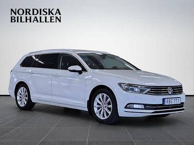 Vit Begagnad 2016 VW Passat Kombi | 94 795 kr (Marknadspris)