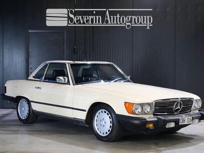 Ljusgul Begagnad 1985 Mercedes SL380 Cab | 159 000 kr