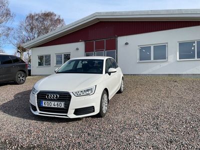 begagnad Audi A1 Sportback 1.4 TFSI S Tronic Proline Euro 6