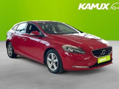 Röd Begagnad 2013 Volvo V40 Kombi | 84 700 kr (Marknadspris)