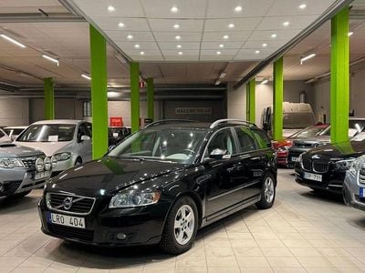 Begagnad Volvo V50 Momentum 116 HK (85 kW) 2011 Svart Kombi