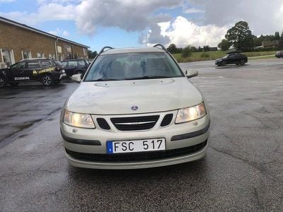 Ljusgul (gul) Begagnad 2007 Saab 9-3 Linear Kombi | 39 000 kr (Marknadspris)