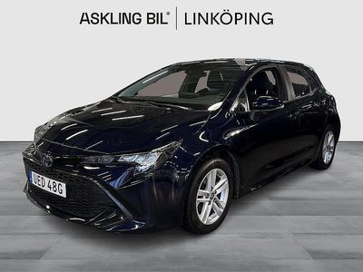 Mörkblå Begagnad 2022 Toyota Corolla Active Halvkombi | 225 000 kr (Marknadspris)
