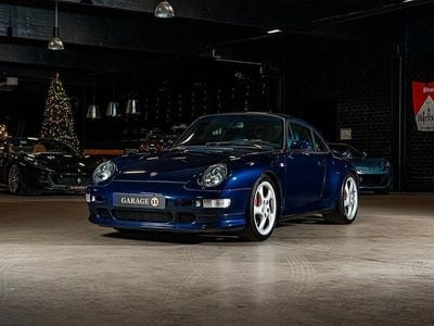 Blå Begagnad 1997 Porsche 993 Turbo Sportkupé | 2 399 990 kr
