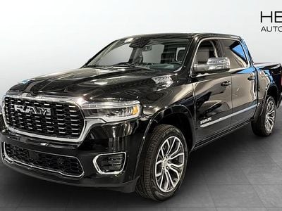 Ny RAM 1500 2025 Svart Pickup