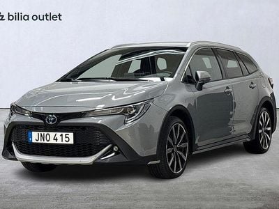 Grå Begagnad 2022 Toyota Corolla Kombi | 264 900 kr (Marknadspris)