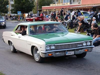 Begagnad Chevrolet Impala Sport 198 HK (145 kW) 1966 Sedan