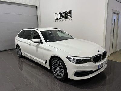 Begagnad BMW 520 Sport Line 190 HK (139 kW) 2020 Alpinweiss iii (300) Kombi