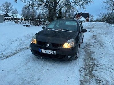 Svart Begagnad 2005 Renault Clio R.S. Halvkombi | 19 900 kr (Bra pris)