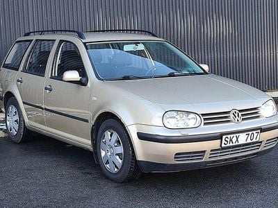 Begagnad VW Golf IV 105 HK (77 kW) 2001 Ljusbrunmetallic Kombi
