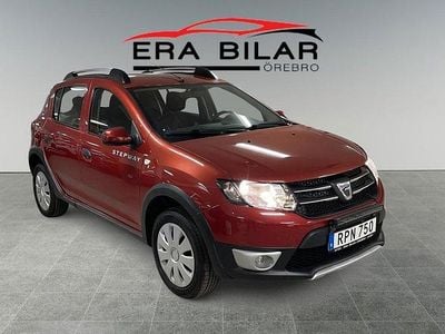 Begagnad Dacia Sandero Stepway 90 HK (66 kW) 2015 Röd Halvkombi