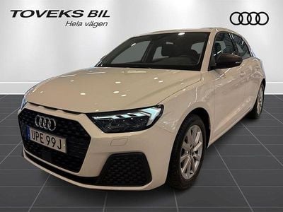 Vit (cortinavit) Begagnad 2022 Audi A1 Sportback Proline Halvkombi | 209 000 kr (Marknadspris)