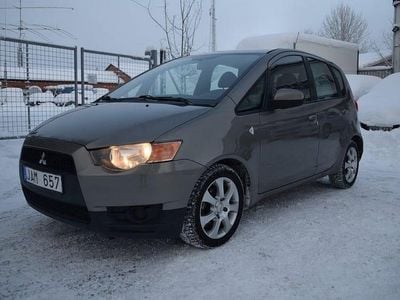 Grå Begagnad 2008 Mitsubishi Colt Edition Halvkombi | 44 900 kr (Lite dyr)