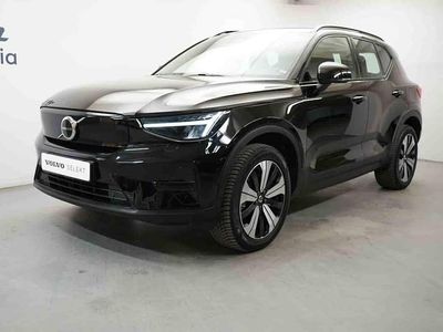 Svart Begagnad 2023 Volvo XC40 Single Motor SUV | 334 900 kr