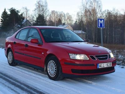 Röd Begagnad 2005 Saab 9-3 Linear Sedan | 32 000 kr (Lite dyr)
