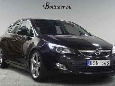 Begagnad Opel Astra Enjoy 180 HK (132 kW) 2010 Svart Halvkombi