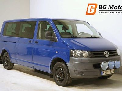 Begagnad VW Caravelle 102 HK (75 kW) 2009 Mörkblå Minibuss
